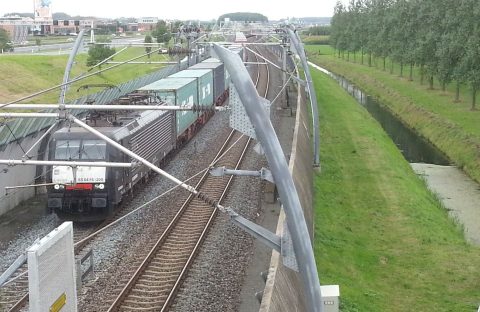 Goederentrein, spoorlijn, Betuweroute, foto: @Jan van der Vaart