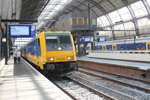 Intercity Direct, Amsterdam Centraal station