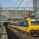 Traxx-locomotief NS tussen Eindhoven en Den Haag, foto: NS