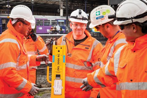 Werkzaamheden Huddersfield-project Network Rail, ZKL 3000 RC Dual Inventive