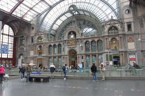 station Antwerpen stationshal