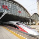 Een hogesnelheidstrein vertrekt vanaf het treinstation Hankou in Wuhan, bron: Hollandse Hoogte