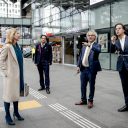 Rutte en Van Veldhoven bezoeken station Den Haag, foto: ANP