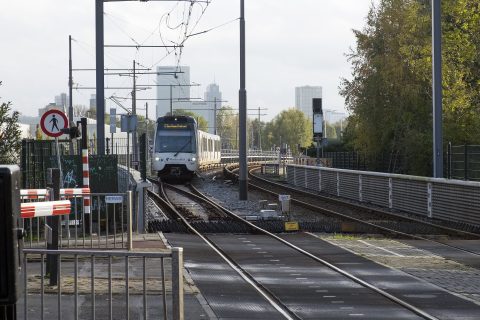 De Randstad Rail van HTM en RET rijdt van Rotterdam via Berkel en Pijnacker naar Den Haag, foto: Hollandse Hoogte
