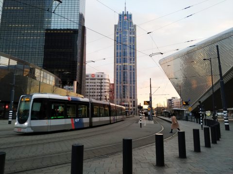 Tram RET bij station Rotterdam Centraal