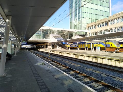Een leeg Utrecht Centraal tijdens de coronacrisis