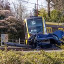 Tram ontspoord na botsing met auto op de Koekoekslaan in Nieuwegein, foto: AS Media