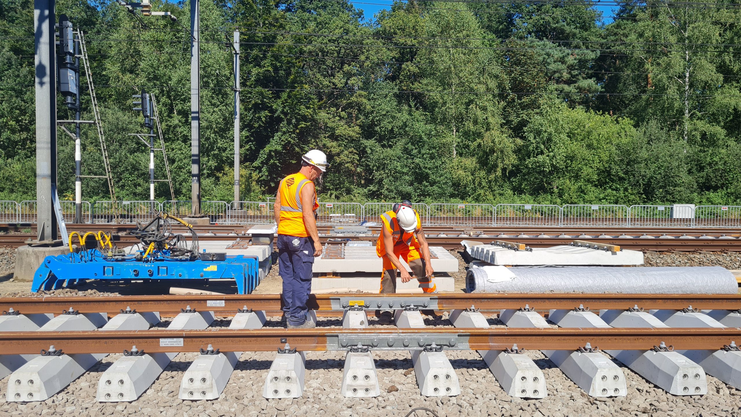Problemen dwingen ProRail tot spoorwerk op doordeweekse dagen