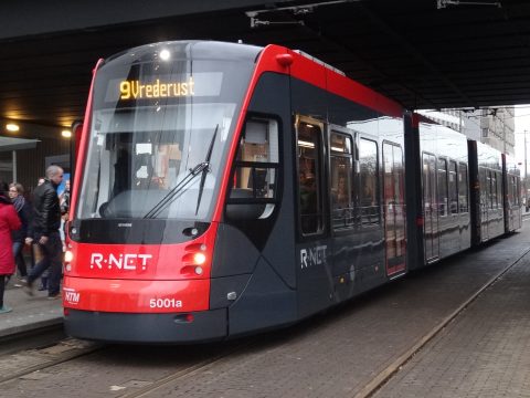 Siemens Avenio tram in Den Haag