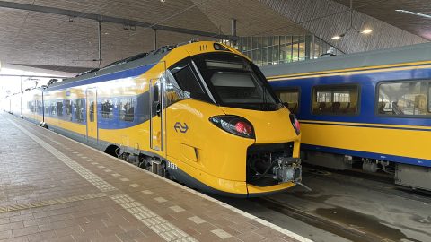 Intercity Nieuwe Generatie op Rotterdam Centraal