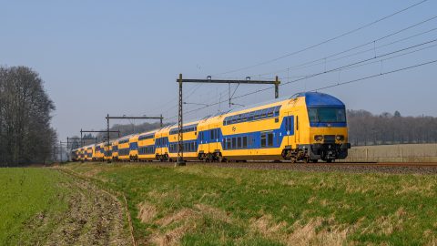 Intercity Roosendaal-Zwolle bij Ellecom