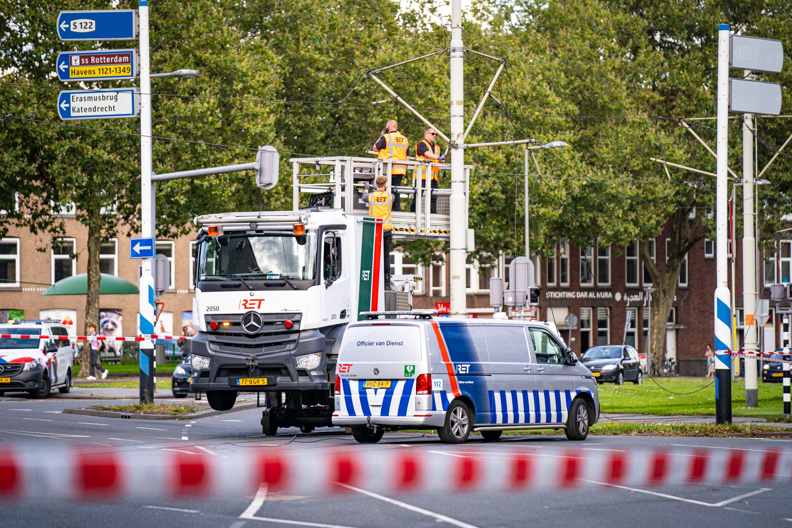 Kapot gereden bovenleiding tram zorgt voor verkeerschaos op Rotterdam-Zuid