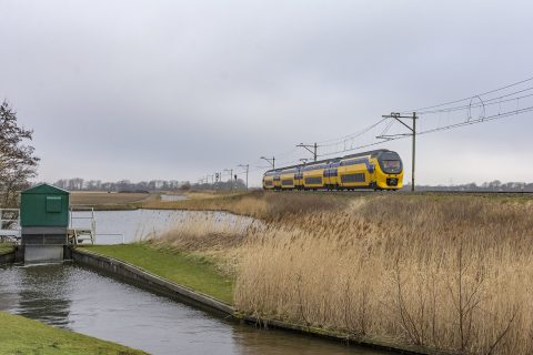 NS-trein bij Schagen