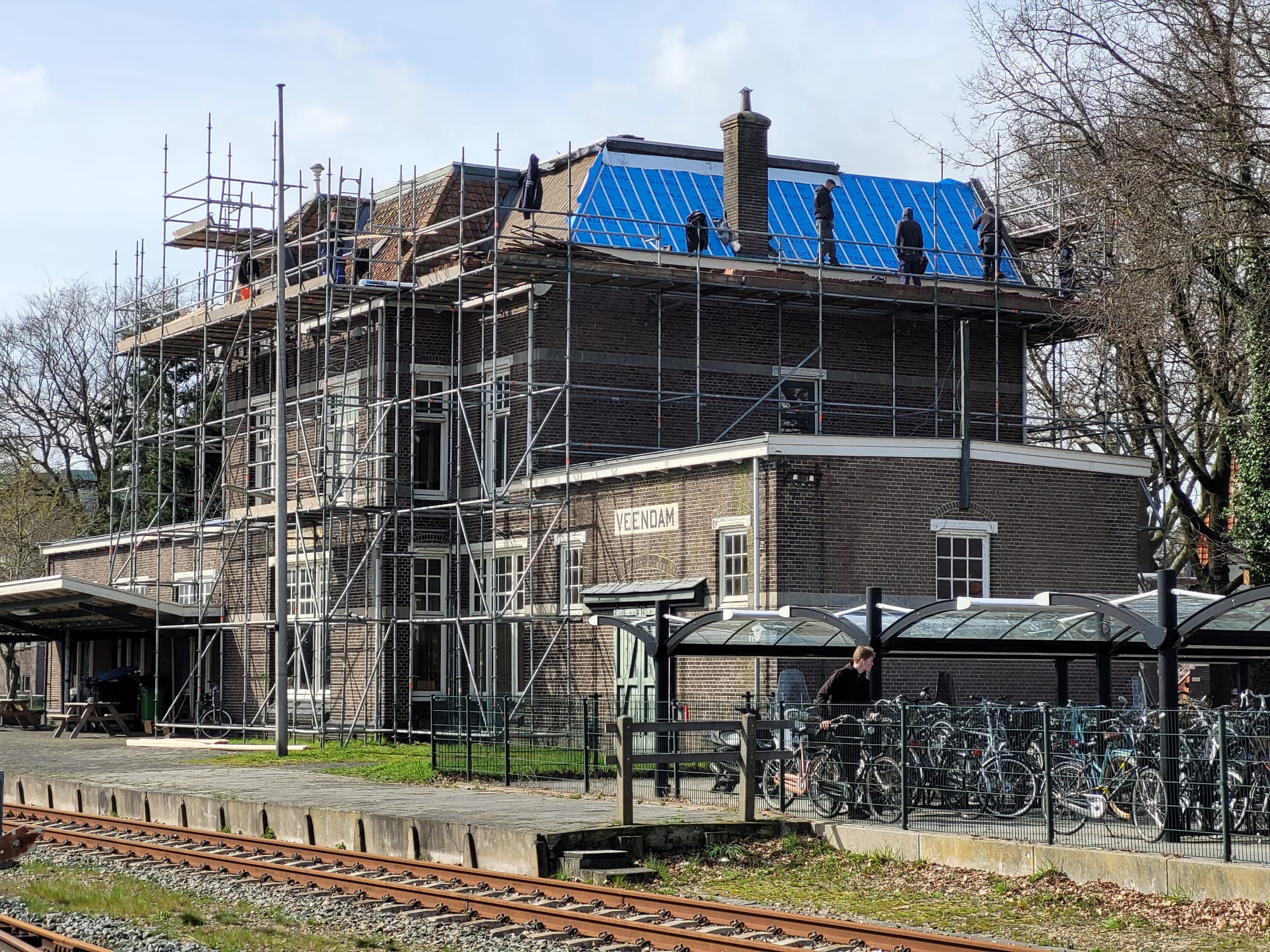 Historisch station Veendam in de steigers voor opknapbeurt