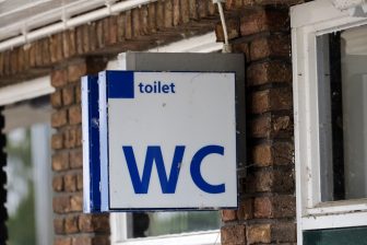 Toilet station